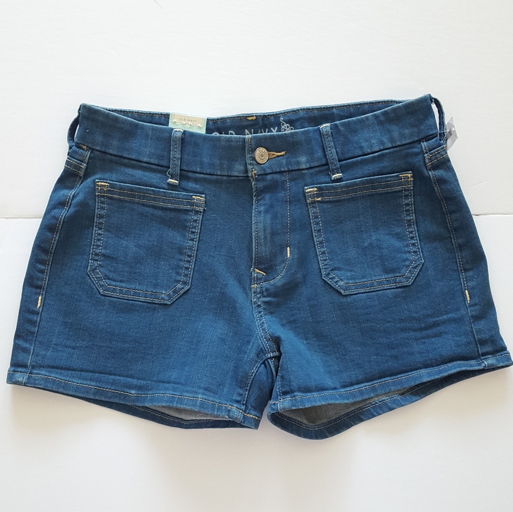 🆕️Denim Shorts Medium Wash Size 4